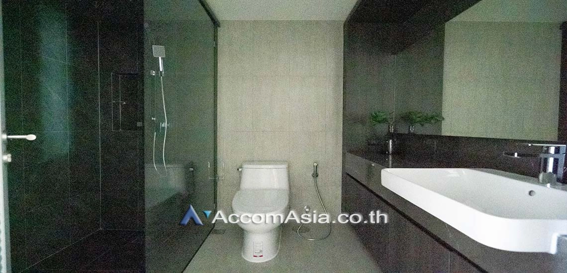 17  3 br Condominium For Rent in Sathorn ,Bangkok BTS Sala Daeng - MRT Lumphini at Sathorn Park Place AA27323