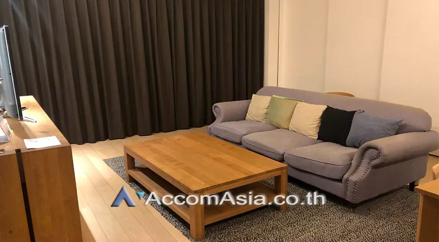 unit 1 Bedroom  Condominium For Rent in Sukhumvit, Bangkok  near BTS Ekkamai (AA27325)