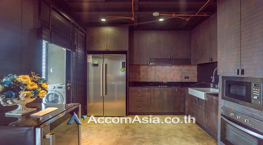 7  2 br Condominium for rent and sale in Sukhumvit ,Bangkok BTS Phrom Phong at The Emporio Place AA27329