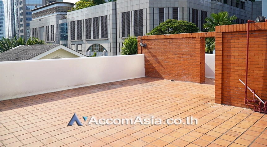 20  3 br Townhouse for rent and sale in Ploenchit ,Bangkok BTS Ploenchit AA27345