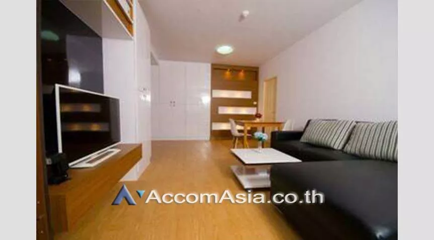 Supalai Park Ekkamai Thonglor Condominium  2 Bedroom for Sale BTS Ekkamai in Ratchadaphisek Bangkok