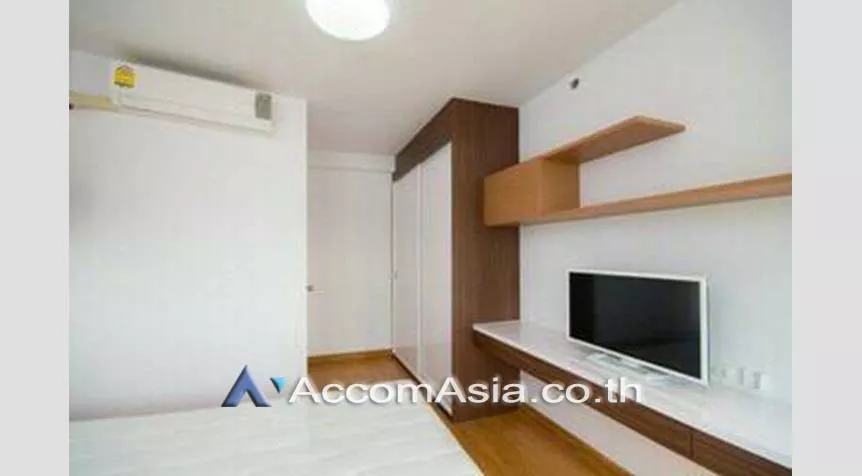 5  2 br Condominium For Sale in Ratchadapisek ,Bangkok BTS Ekkamai at Supalai Park Ekkamai Thonglor AA27356