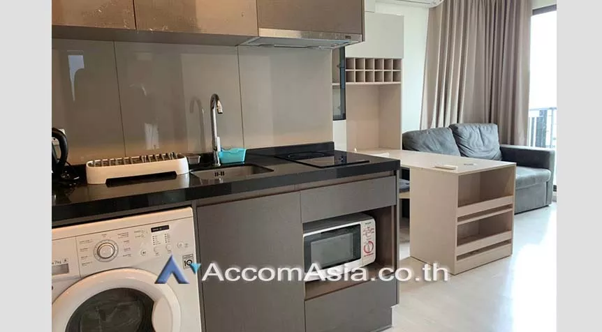  2 Bedrooms  Condominium For Sale in Phaholyothin, Bangkok  near MRT Rama 9 - ARL Makkasan (AA27357)