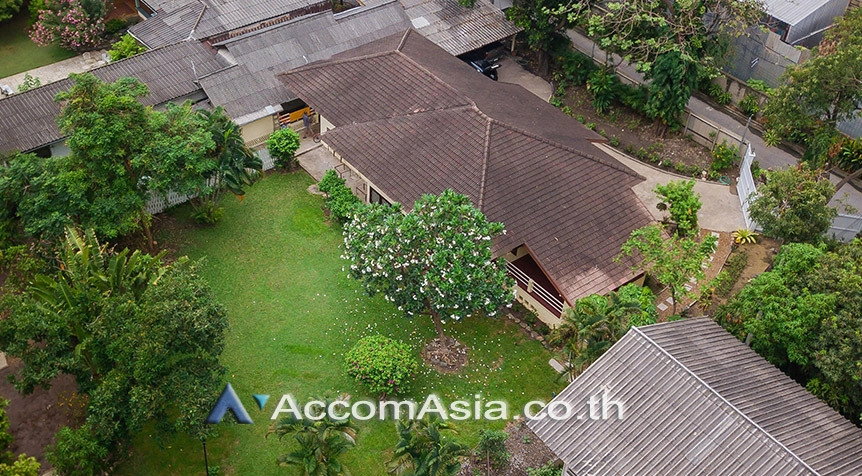 unitHome Office, Garden |  2 Bedrooms  House For Rent in New Phetchaburi, Bangkok  near BTS Phaya Thai - ARL Phayathai (AA27364)