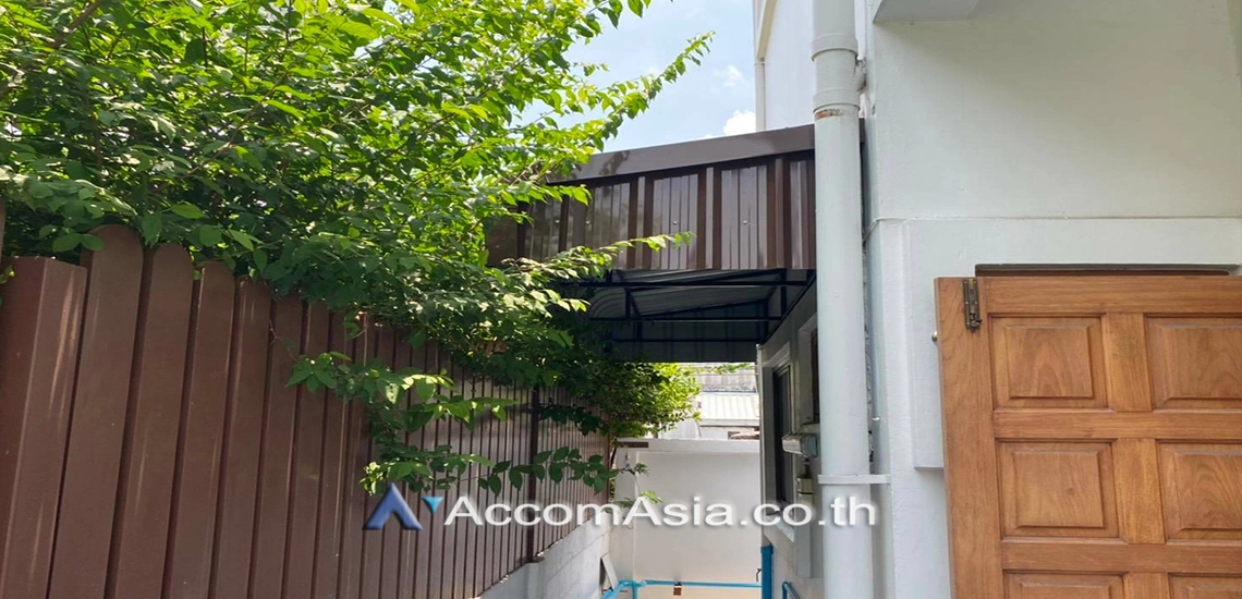 14  4 br House For Rent in sukhumvit ,Bangkok BTS Phra khanong AA27372