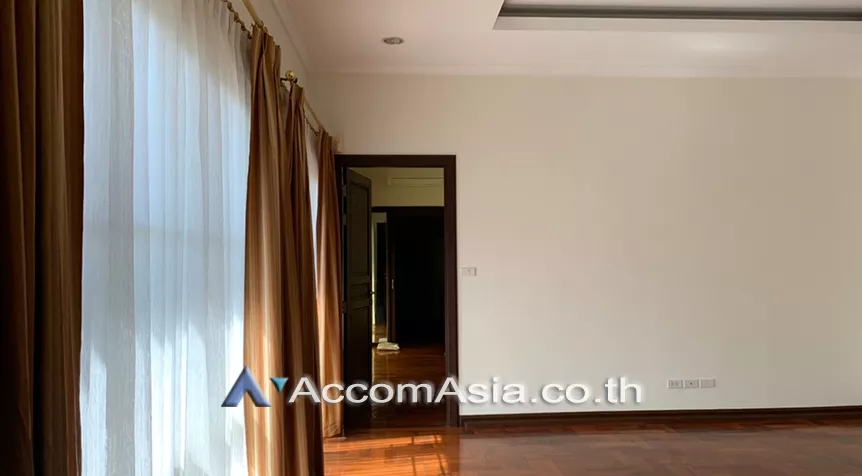 Corner Unit, Private Swimming Pool |  4 Bedrooms  House For Rent in Sukhumvit, Bangkok  near BTS Thong Lo (AA27374)