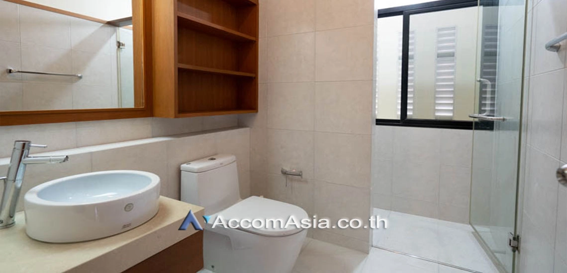 21  4 br House for rent and sale in Sukhumvit ,Bangkok BTS Thong Lo at A Peaceful Garden House AA27382