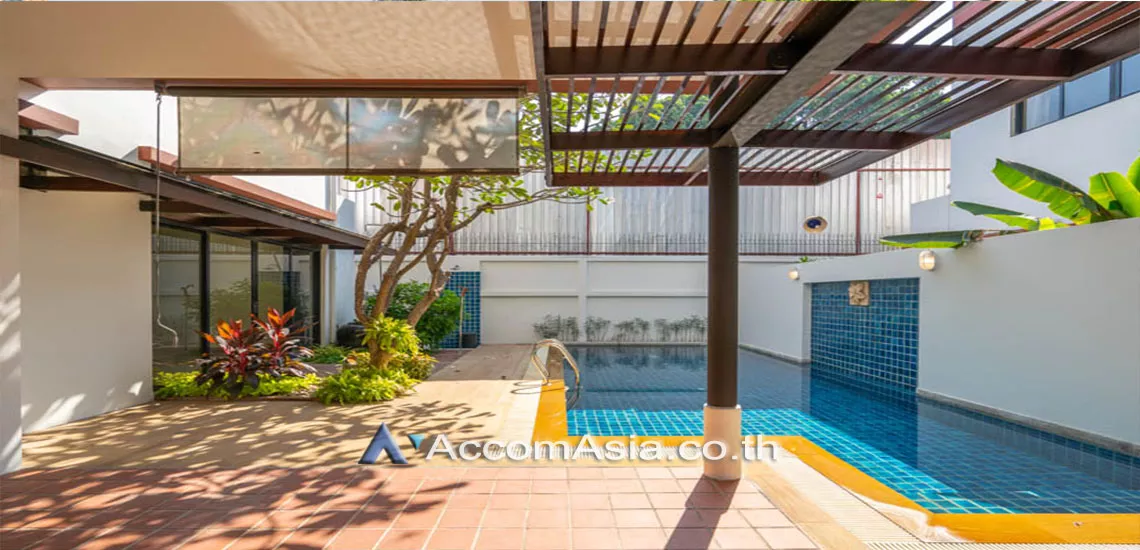 Private Swimming Pool, Pet friendly |  4 Bedrooms  House For Rent in Sukhumvit, Bangkok  near BTS Thong Lo (AA27382)
