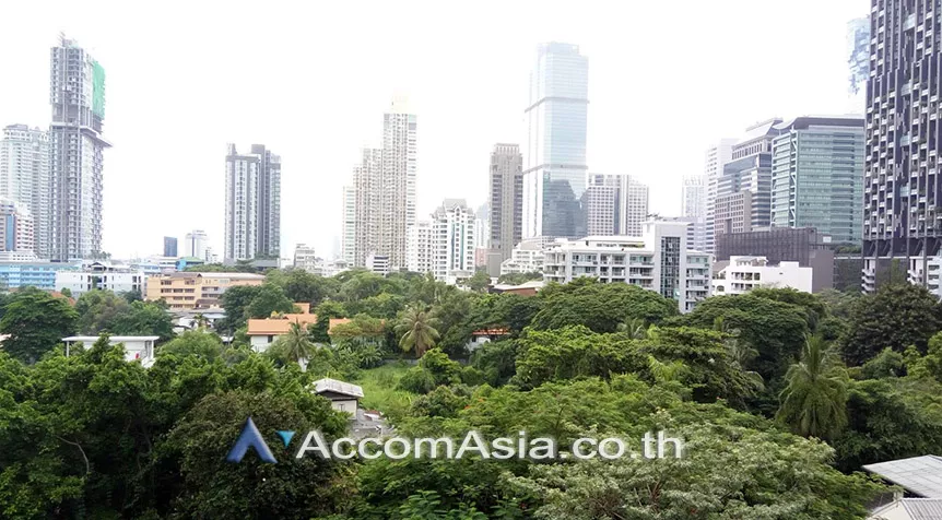 unit 1 Bedroom  Condominium For Rent in Sathorn, Bangkok  near BTS Chong Nonsi - MRT Lumphini (AA27386)