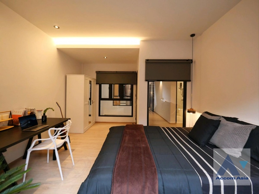 19  3 br House for rent and sale in Sukhumvit ,Bangkok BTS Phrom Phong AA27387