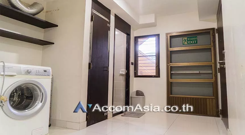 17  3 br Condominium For Rent in Sukhumvit ,Bangkok BTS Asok - MRT Sukhumvit at City Lakes Tower Sukhumvit 16 AA27403