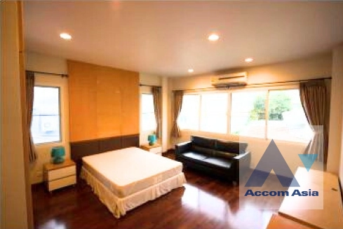 10  5 br House for rent and sale in Pattanakarn ,Bangkok BTS On Nut at Panya Pattanakarn Village AA27405