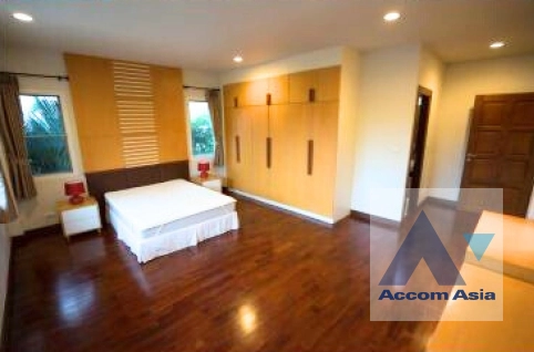 8  5 br House for rent and sale in Pattanakarn ,Bangkok BTS On Nut at Panya Pattanakarn Village AA27405