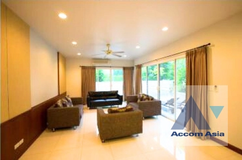  1  5 br House for rent and sale in Pattanakarn ,Bangkok BTS On Nut at Panya Pattanakarn Village AA27405