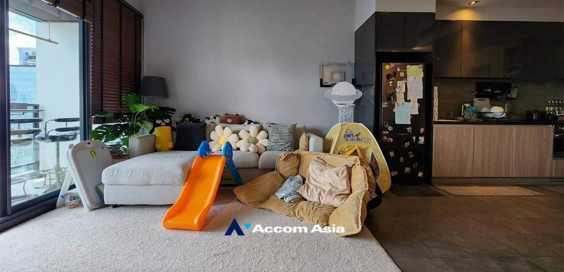 unit 2 Bedrooms  Condominium For Rent & Sale in Sukhumvit, Bangkok  near MRT Phetchaburi (AA27408)