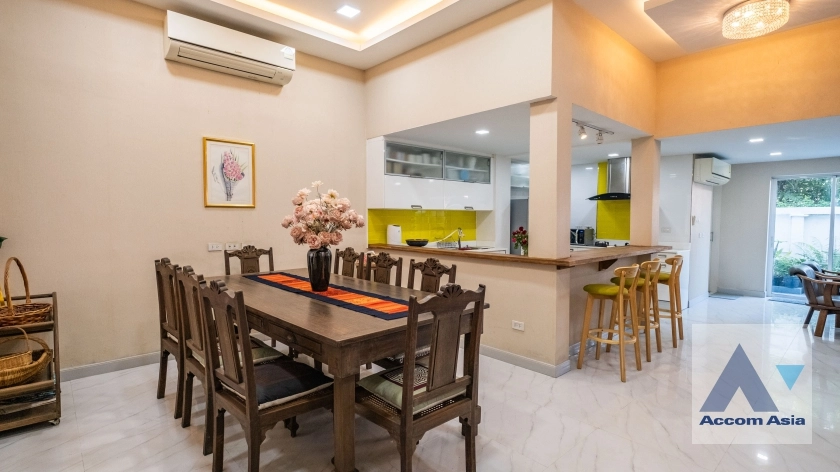 5  4 br Townhouse For Rent in Sukhumvit ,Bangkok BTS Phrom Phong at A Unique Living Place AA27410