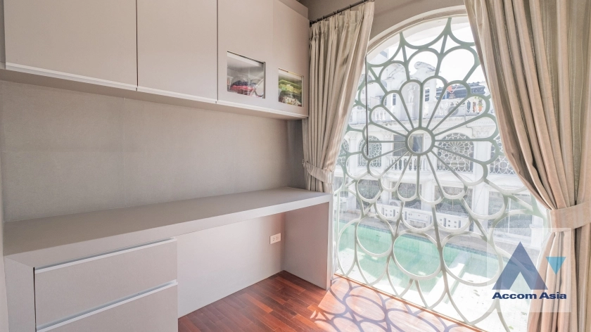 28  4 br Townhouse for rent and sale in Sukhumvit ,Bangkok BTS Phrom Phong at A Unique Living Place AA27410