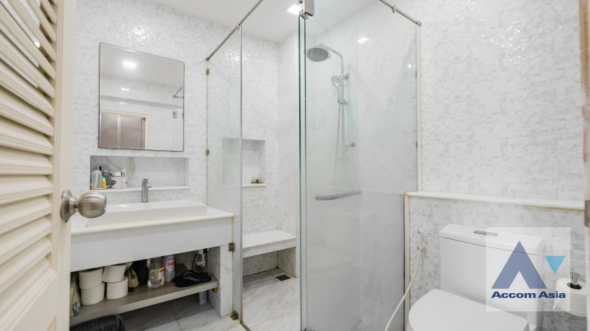 30  4 br Townhouse for rent and sale in Sukhumvit ,Bangkok BTS Phrom Phong at A Unique Living Place AA27410