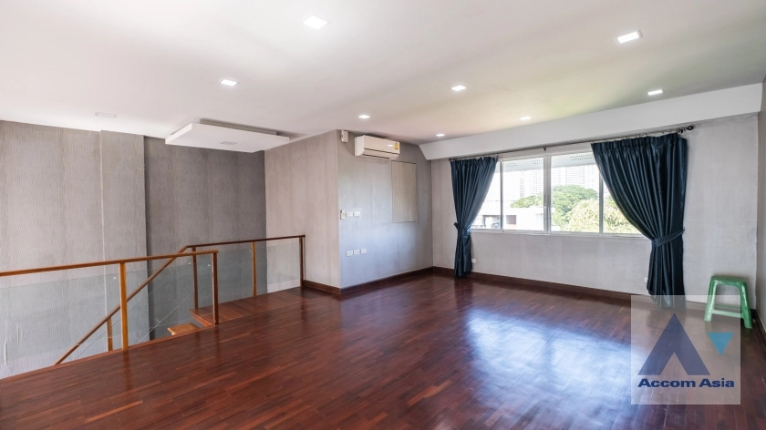 31  4 br Townhouse For Rent in Sukhumvit ,Bangkok BTS Phrom Phong at A Unique Living Place AA27410