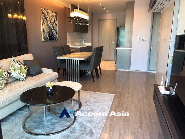 unit 2 Bedrooms  Condominium For Rent in Sukhumvit, Bangkok  near BTS Ekkamai (AA27415)