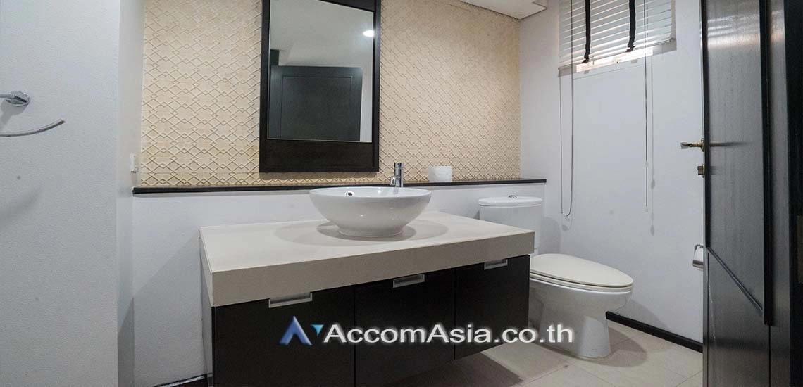 16  4 br House for rent and sale in New Phetchaburi ,Bangkok  at House in compound AA27418