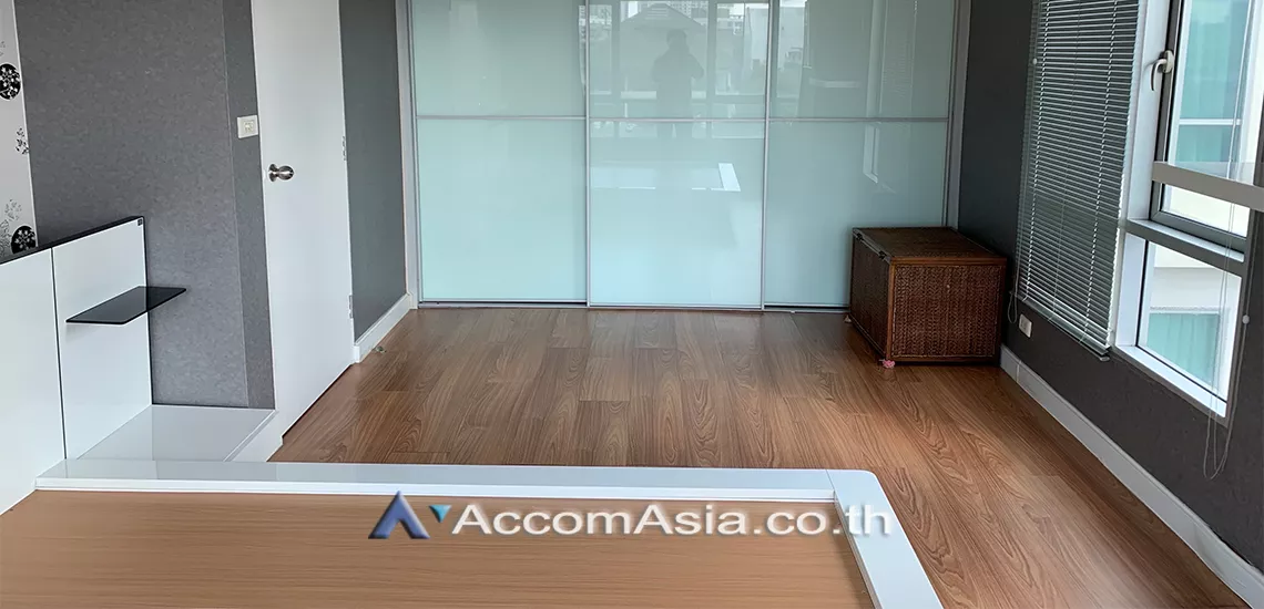 5  1 br Condominium For Sale in Sukhumvit ,Bangkok BTS Phra khanong at Condo One Sukhumvit 67 AA27424