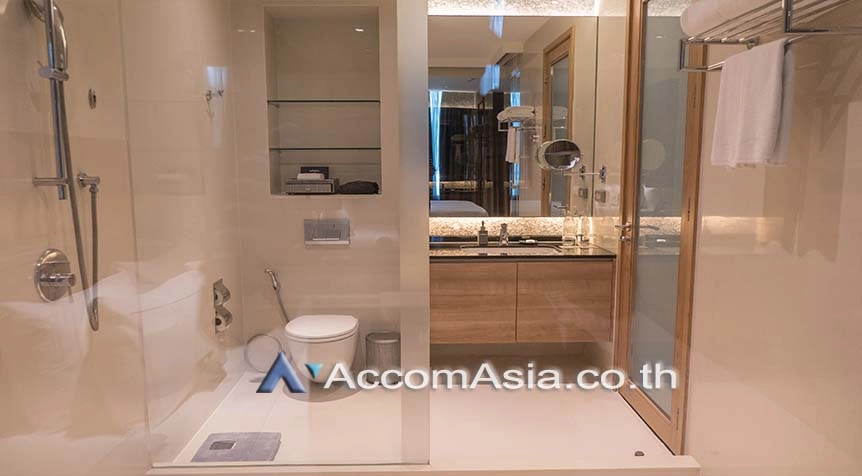 unitBig Balcony |  3 Bedrooms  Apartment For Rent & Sale in Sukhumvit, Bangkok  near BTS Thong Lo (AA27427)