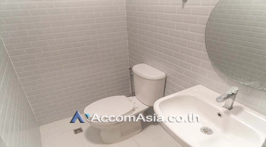 7  6 br House For Rent in Sukhumvit ,Bangkok BTS Ploenchit AA27437