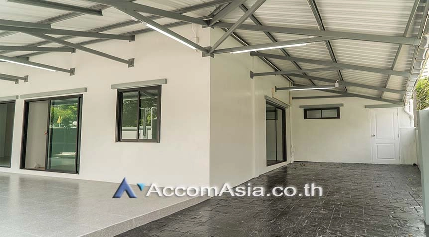 28  6 br House For Rent in Sukhumvit ,Bangkok BTS Ploenchit AA27437