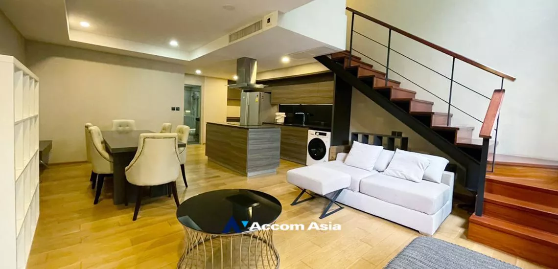 Ground Floor, Duplex Condo |  3 Bedrooms  Condominium For Rent & Sale in Ploenchit, Bangkok  near BTS Chitlom (AA27455)