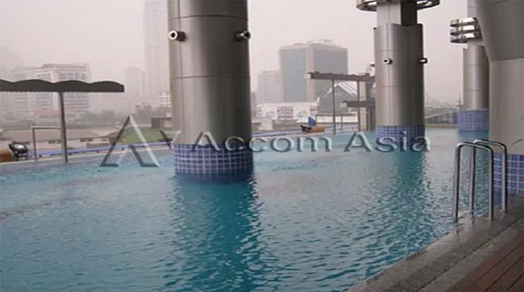 unit 2 Bedrooms  Condominium For Rent in Sathorn, Bangkok  near BTS Surasak (AA27471)