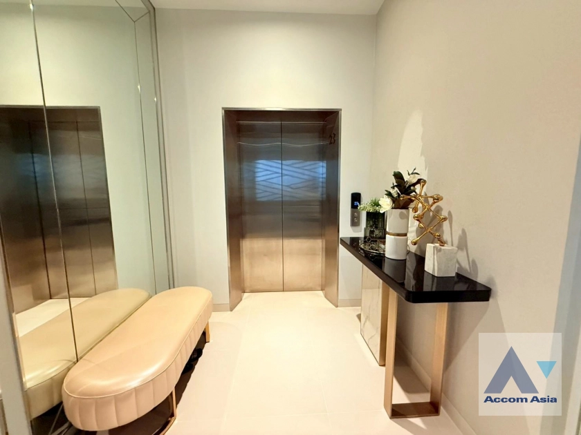 5  2 br Condominium For Rent in Sukhumvit ,Bangkok BTS Phrom Phong at Vittorio Sukhumvit 39 AA27474