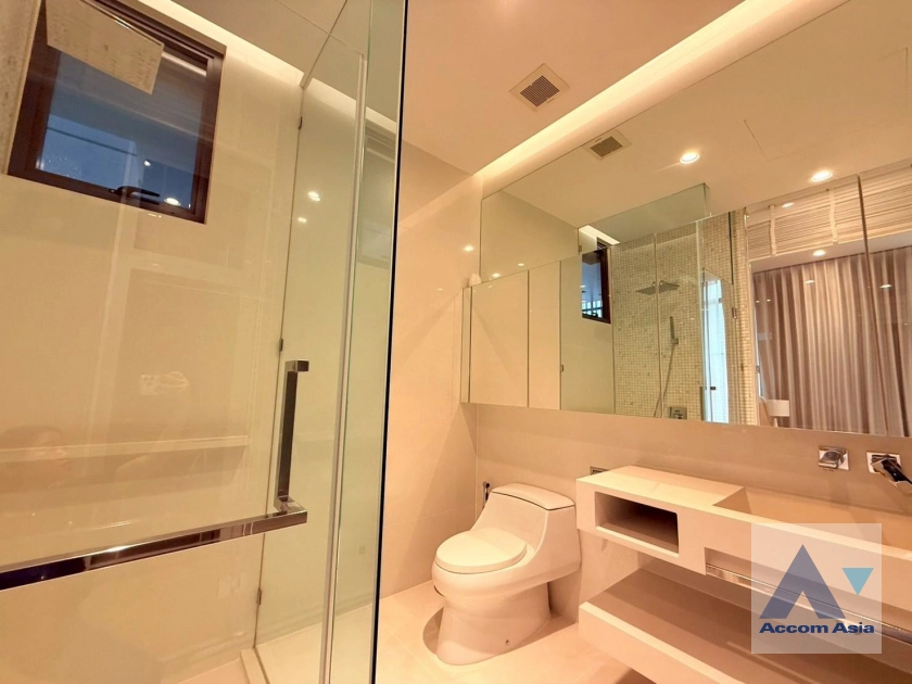 14  2 br Condominium For Rent in Sukhumvit ,Bangkok BTS Phrom Phong at Vittorio Sukhumvit 39 AA27474