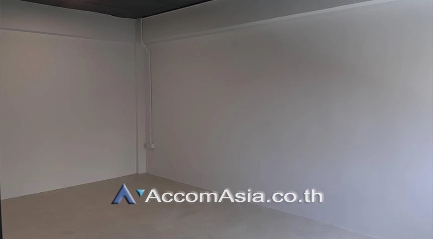 7  6 br Townhouse For Rent in Sukhumvit ,Bangkok BTS Ploenchit AA27484