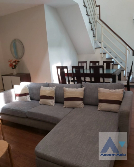 unitDouble High Ceiling, Duplex Condo |  3 Bedrooms  Apartment For Rent in Sukhumvit, Bangkok  near BTS Thong Lo (AA27490)