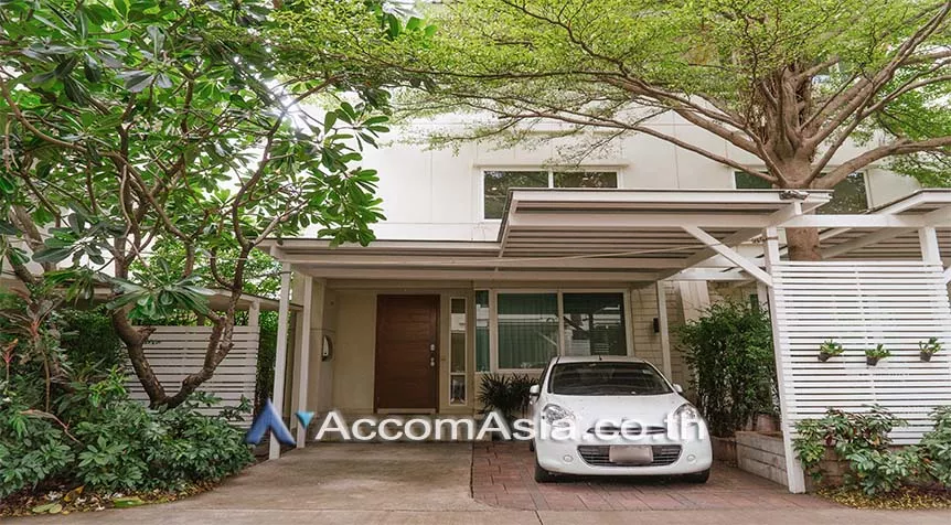  Greenery Living Place House  4 Bedroom for Rent BTS Ekkamai in Sukhumvit Bangkok