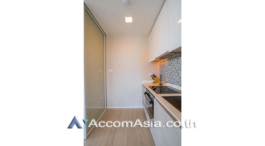 12  2 br Condominium for rent and sale in Sukhumvit ,Bangkok BTS Asok at The Room Sukhumvit 21 AA27496
