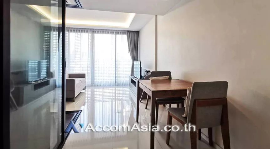 unit 1 Bedroom  Condominium For Rent & Sale in Sukhumvit, Bangkok  near BTS Nana (AA27503)