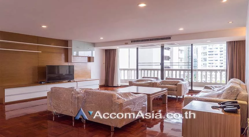  1  3 br Apartment For Rent in Sukhumvit ,Bangkok BTS Phrom Phong at Family Size Desirable AA27508