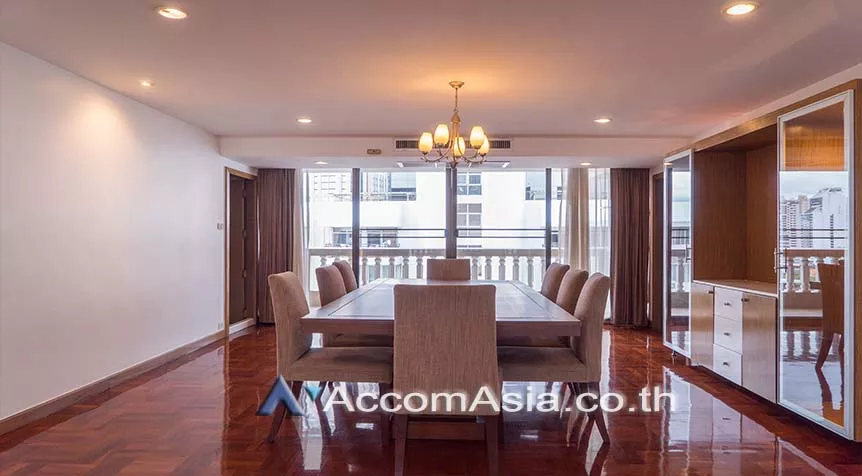  1  3 br Apartment For Rent in Sukhumvit ,Bangkok BTS Phrom Phong at Family Size Desirable AA27508