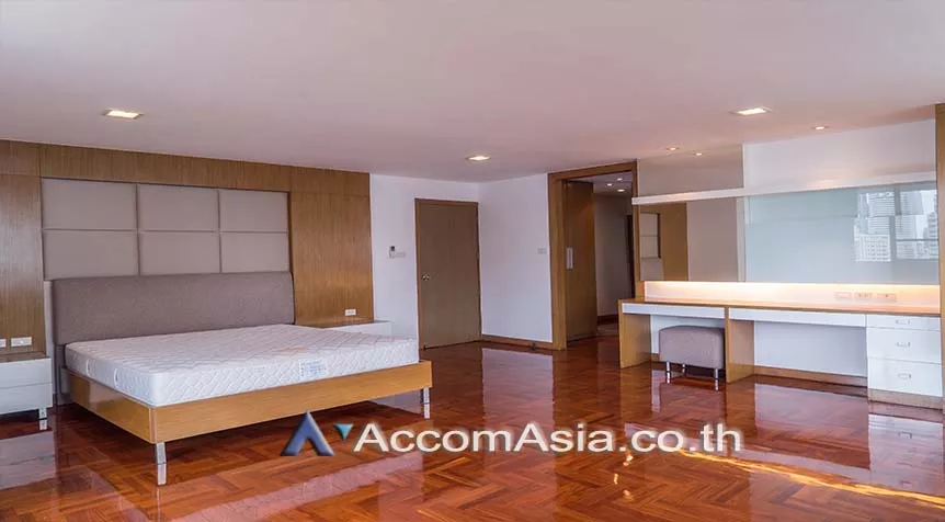 10  3 br Apartment For Rent in Sukhumvit ,Bangkok BTS Phrom Phong at Family Size Desirable AA27508