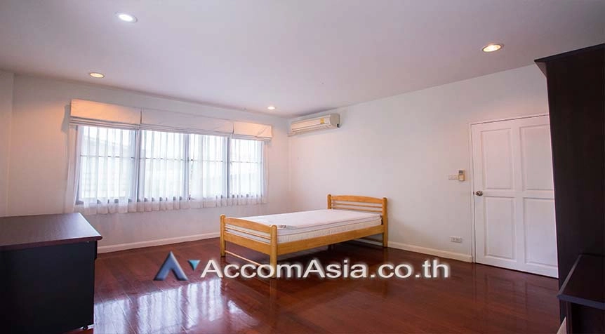 13  3 br House For Rent in Sathorn ,Bangkok BTS Chong Nonsi at Privacy House  in Compound AA27509