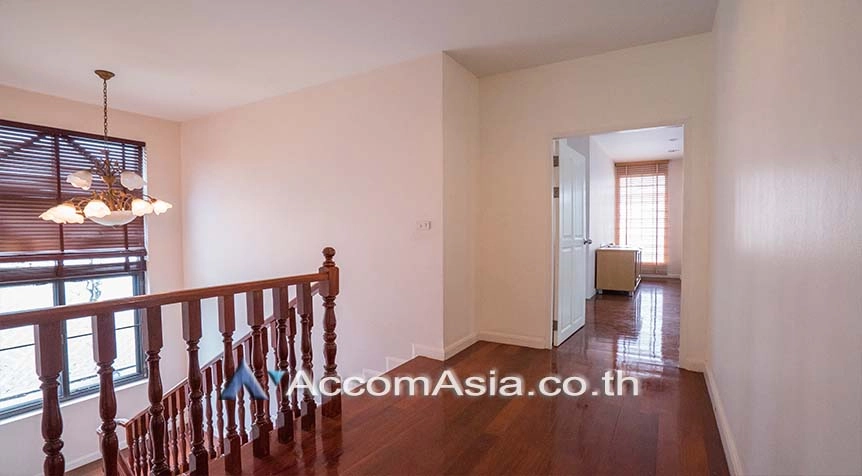 15  3 br House For Rent in Sathorn ,Bangkok BTS Chong Nonsi at Privacy House  in Compound AA27509