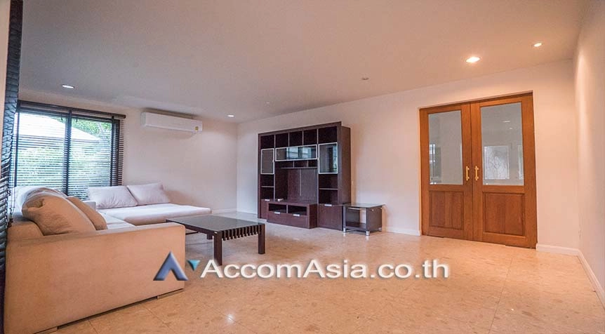 4  3 br House For Rent in Sathorn ,Bangkok BTS Chong Nonsi at Privacy House  in Compound AA27509