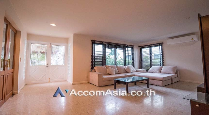 5  3 br House For Rent in Sathorn ,Bangkok BTS Chong Nonsi at Privacy House  in Compound AA27509