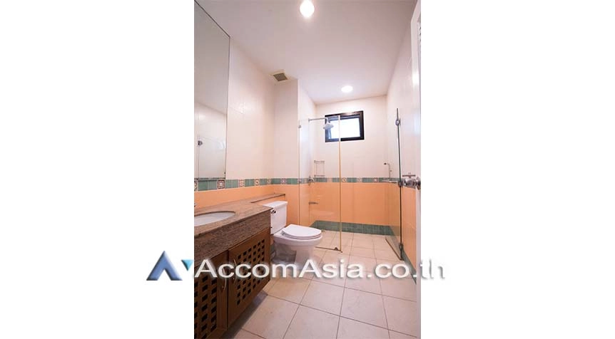 19  3 br House For Rent in Sathorn ,Bangkok BTS Chong Nonsi at Privacy House  in Compound AA27509