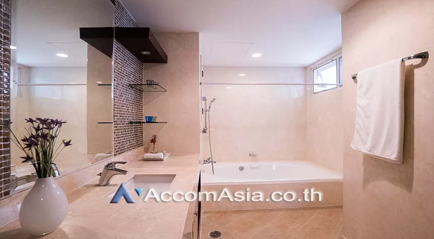 12  3 br Apartment For Rent in Sukhumvit ,Bangkok BTS Asok - MRT Sukhumvit at Perfect for family AA27511