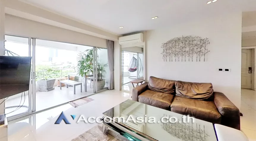  1 Bedroom  Condominium For Sale in Charoennakorn, Bangkok  near BTS Krung Thon Buri (AA27539)