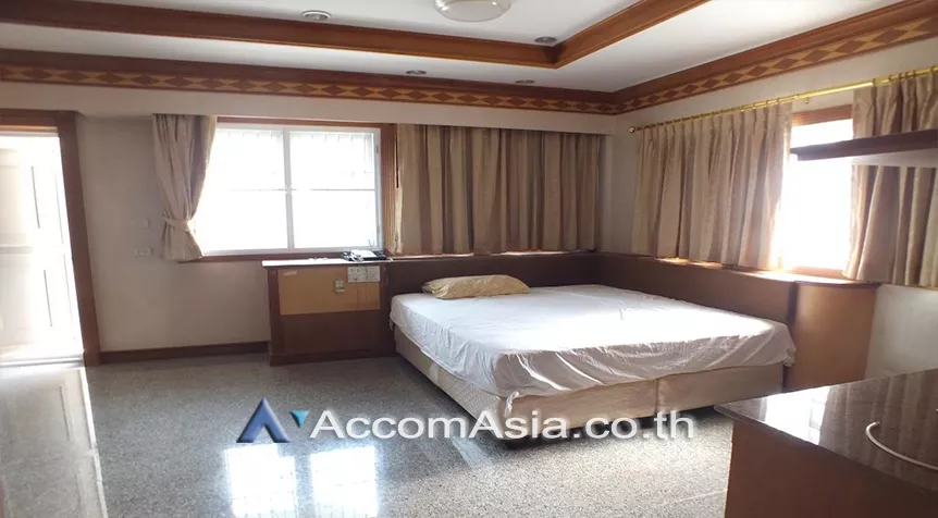 4  6 br House For Rent in silom ,Bangkok BTS Sala Daeng AA27553