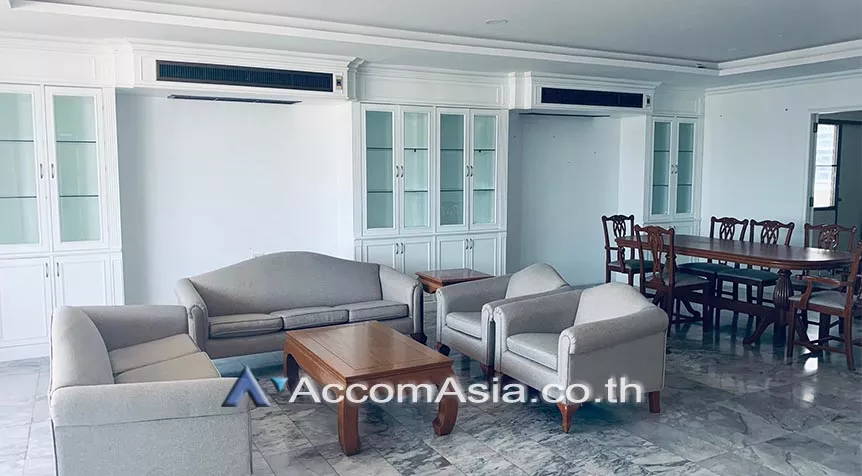 Pet friendly |  D.S. Tower 1 Condominium  4 Bedroom for Rent BTS Phrom Phong in Sukhumvit Bangkok